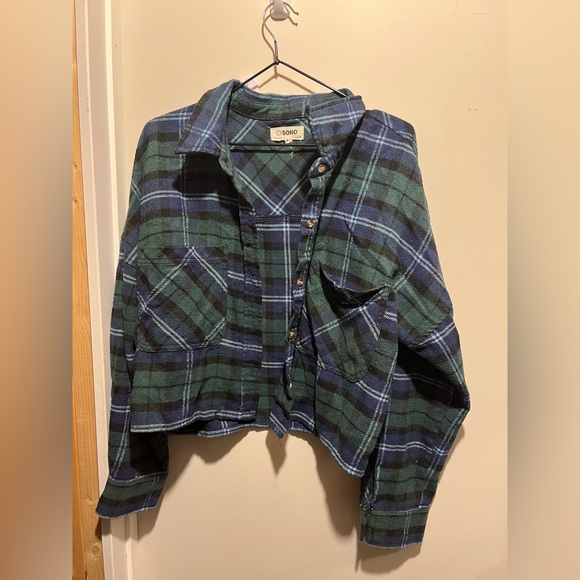 5/$20 Super cute button up flannel - Picture 2 of 3